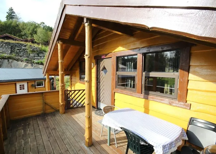 布拉特兰露营地旅馆 营地 *