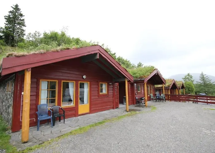 布拉特兰露营地旅馆 营地 *