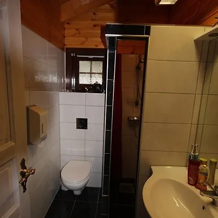 Bratland * Μπέργκεν